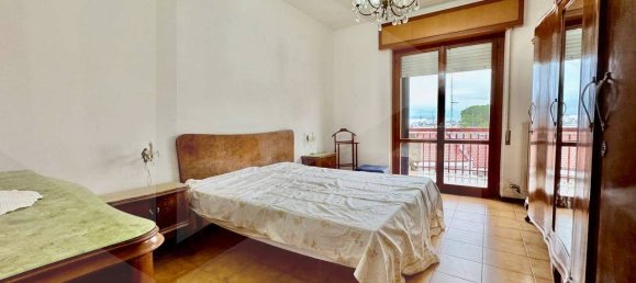4-salle Appartement à Vasto, Italy No. 17948 18