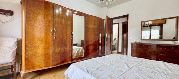 4-salle Appartement à Vasto, Italy No. 17948 19