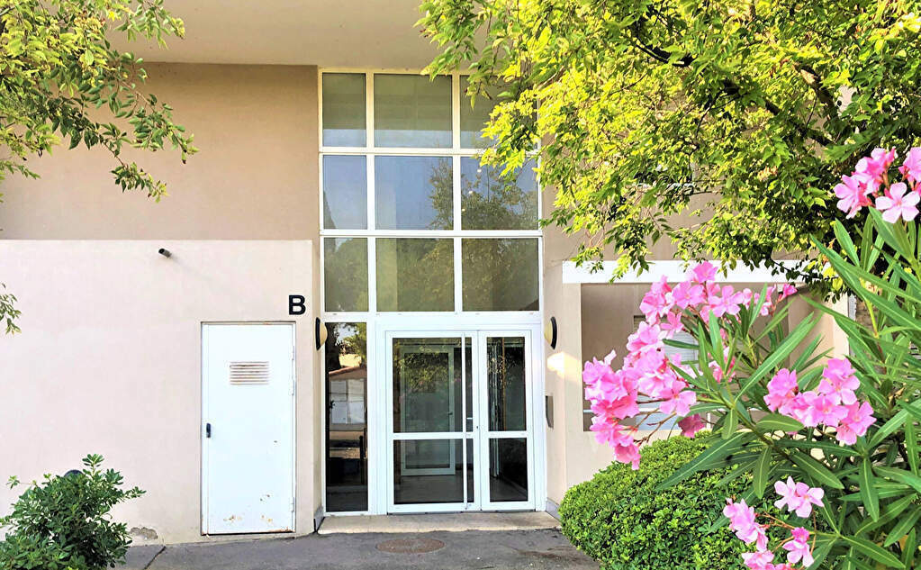 Квартира с 2 спальнями в Марсель, Франция № 322570