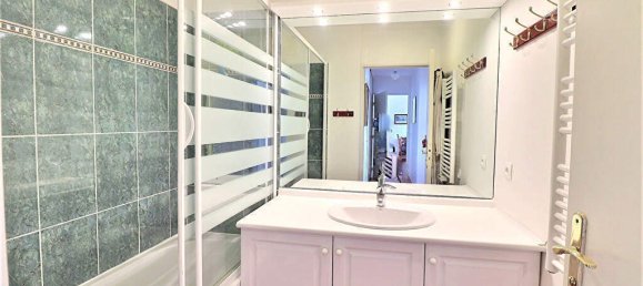 Квартира с 2 спальнями в Марсель, Франция № 322570 8