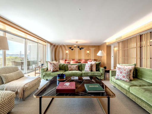 4 bedrooms Apartment in Lisbon, Portugal No. 312741