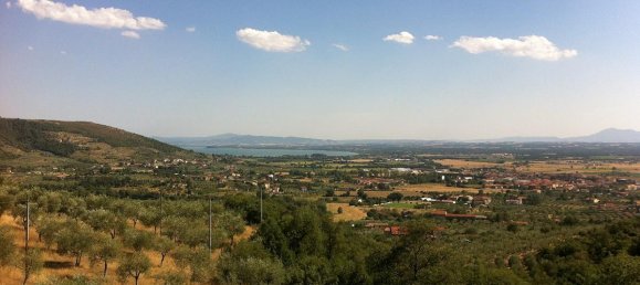 4 bedrooms House in Cortona, Italy No. 382 6