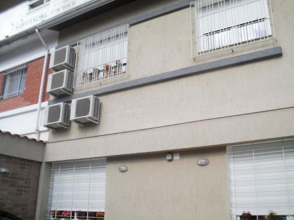 Casa de 3 dormitorios en Sao Paulo, Brazil No. 467616