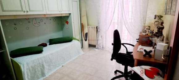 3-salle Appartement à Bari, Italy No. 235254 12