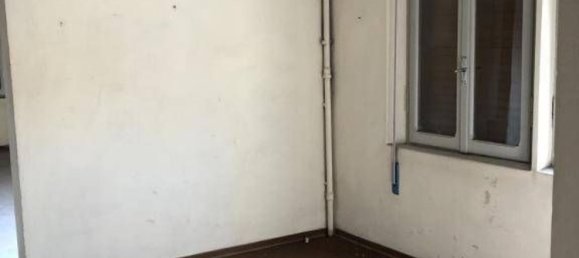 Квартира с 4 комнатами в Боретто, Италия № 149164 9