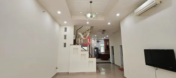 4 bedrooms Villa in District 7, Vietnam No. 13992 5