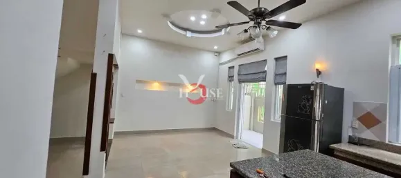 4 bedrooms Villa in District 7, Vietnam No. 13992 4