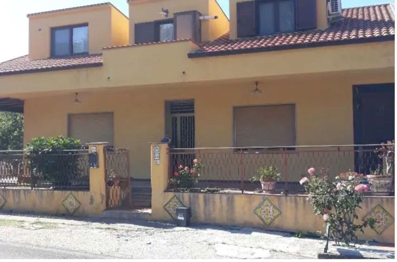 4غرفة شقة في Santo Stefano di Camastra, Italy رقم 51812