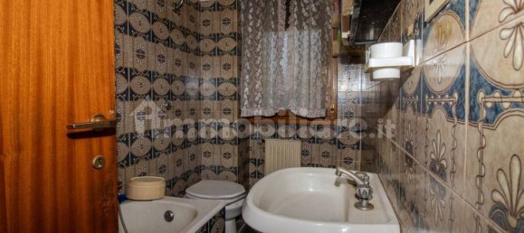 2 bedrooms Apartment in Nazzano, Italy No. 198212 6
