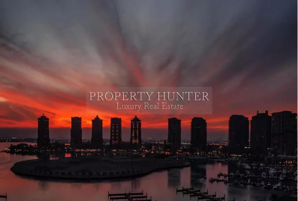 Studio in The Pearl, Qatar No. 85