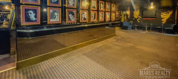 1100m² Commercial property in Lloret de Mar, Spain No. 10737 10