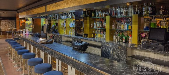 1100m² Commercial property in Lloret de Mar, Spain No. 10737 18