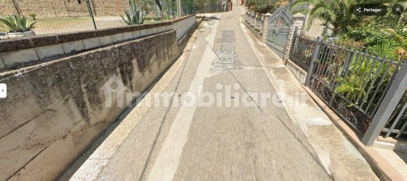 Propiedad comercial de 5 habitaciónes en Castel Baronia, Italy No. 270001 3