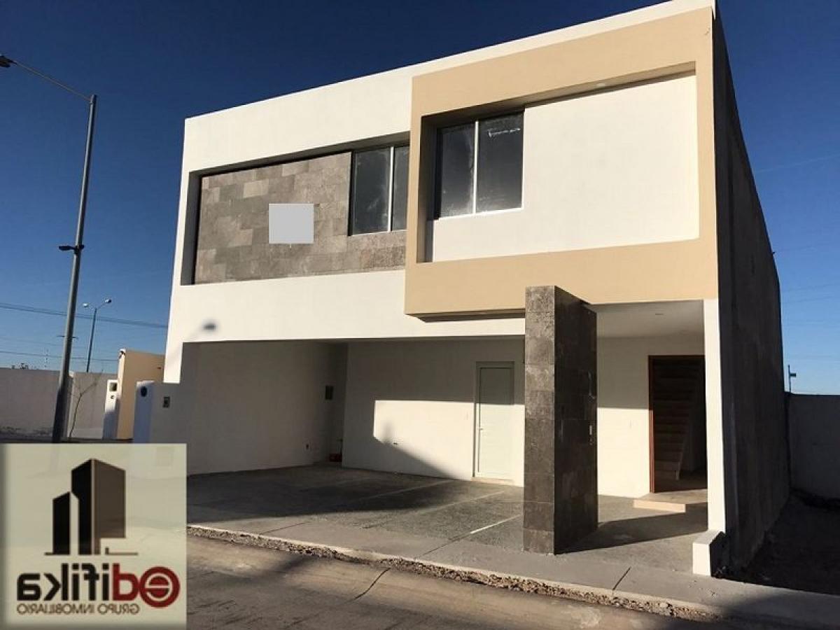 3 bedrooms House in San Luis Potosi, Mexico No. 171612