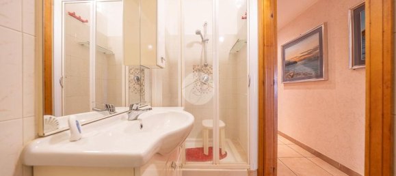 4 bedrooms Apartment in Tivoli, Italy No. 318673 16