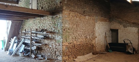 660m² Land in Deux-Sevres, France No. 117373 4