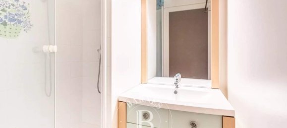 3 bedrooms Apartment in Yvelines, France No. 170212 10