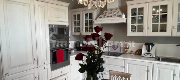 2 bedrooms Villa in Montano Lucino, Italy No. 360386 11