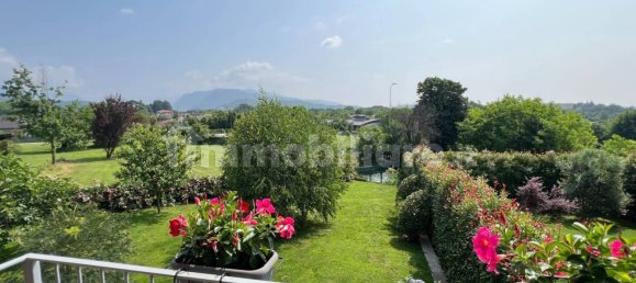 2 bedrooms Villa in Montano Lucino, Italy No. 360386 28