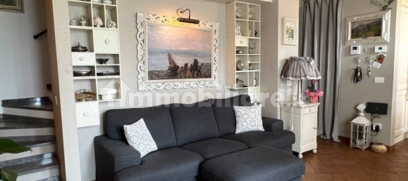 2 bedrooms Villa in Montano Lucino, Italy No. 360386 18