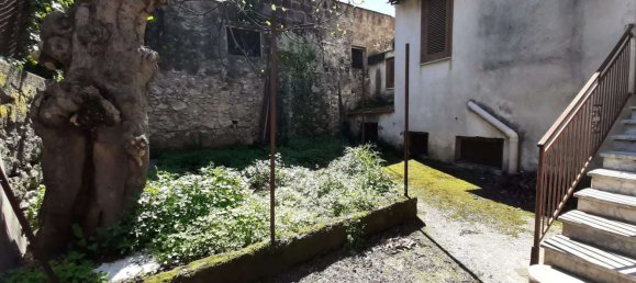 640m² Building in Lauro, Italy No. 102605 18