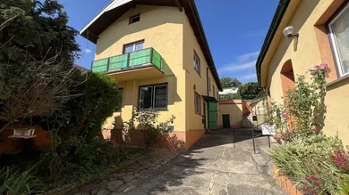 Casa de 7 habitaciónes en Klosterneuburg, Austria No. 235625