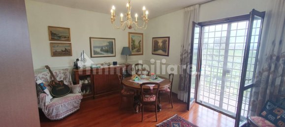 4 bedrooms House in Rome, Italy No. 325081 14