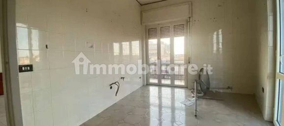 4 Schlafzimmer Wohnung in Santa Maria Capua Vetere, Italy, Nr. 119668 4