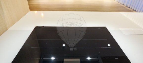 3 bedrooms Apartment in Cascais, Portugal No. 93808 10