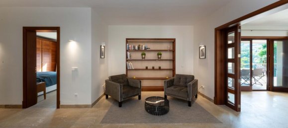 4 bedrooms Villa in Palma de Majorca, Spain No. 259645 9