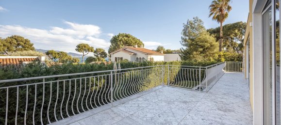 4 bedrooms Villa in Roquebrune-Cap-Martin, France No. 1604 11