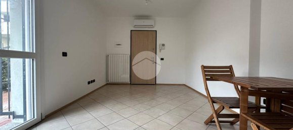 2 rooms Apartment in Pessano con Bornago, Italy No. 60080 6