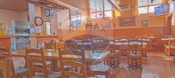 121m² Commercial property in Canas de Santa Maria, Portugal No. 32443 6