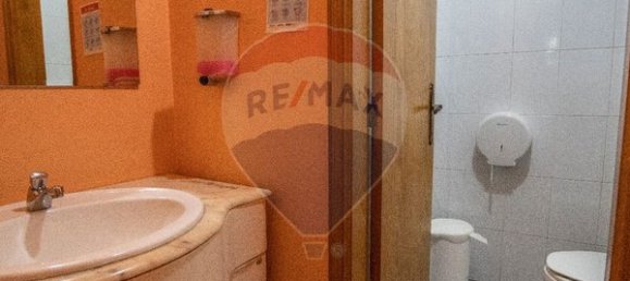 121m² Commercial property in Canas de Santa Maria, Portugal No. 32443 9