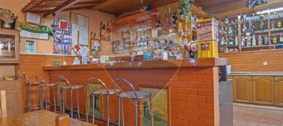 121m² Commercial property in Canas de Santa Maria, Portugal No. 32443 10