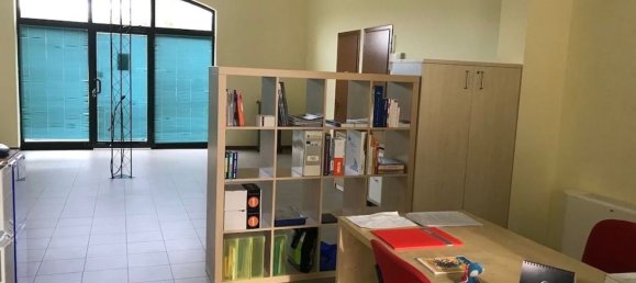 6 rooms House in Cavaso del Tomba, Italy No. 60430 8