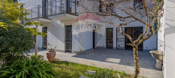 Вилла с 3 комнатами в Монца, Италия № 15565 3