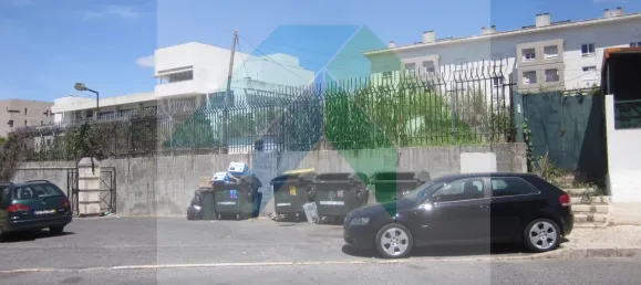  Land in Lisbon, Portugal No. 92525 5