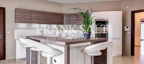 Ático de 3 dormitorios en Saint Julian's, Malta No. 6640 6