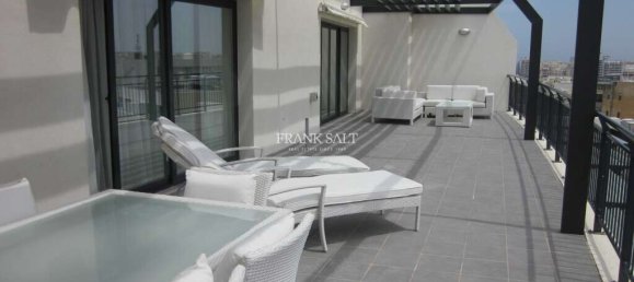 Ático de 3 dormitorios en Saint Julian's, Malta No. 6640 13