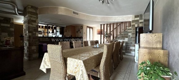 3 bedrooms Duplex in San Nicola la Strada, Italy No. 161641 3