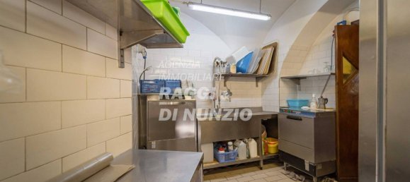  عقار تجاري في Grottaferrata, Italy 90متر مربع رقم 108657 27