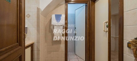  عقار تجاري في Grottaferrata, Italy 90متر مربع رقم 108657 28