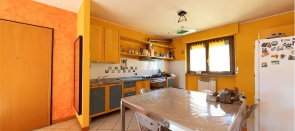 5 bedrooms Villa in Corbetta, Italy No. 89864 6