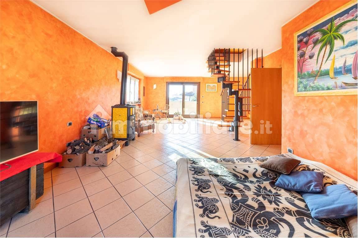 5 bedrooms Villa in Corbetta, Italy No. 89864
