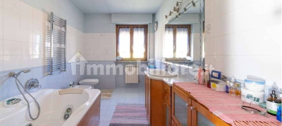 5 bedrooms Villa in Corbetta, Italy No. 89864 8