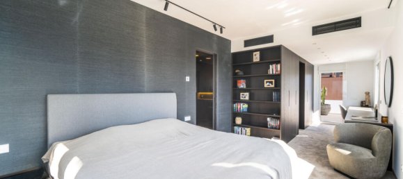 Villa de 4 dormitorios en Marbella, Spain No. 99188 17