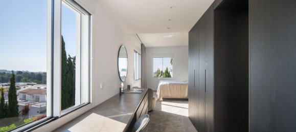 Villa de 4 dormitorios en Marbella, Spain No. 99188 18