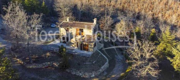 3 bedrooms House in Cetona, Italy No. 54054 9