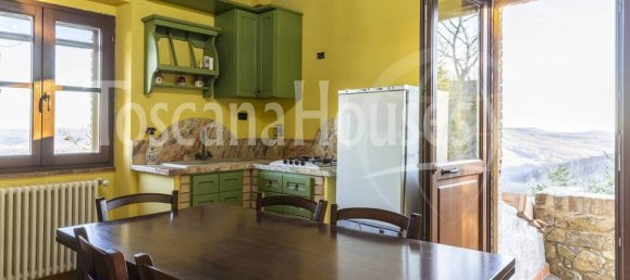 3 bedrooms House in Cetona, Italy No. 54054 3